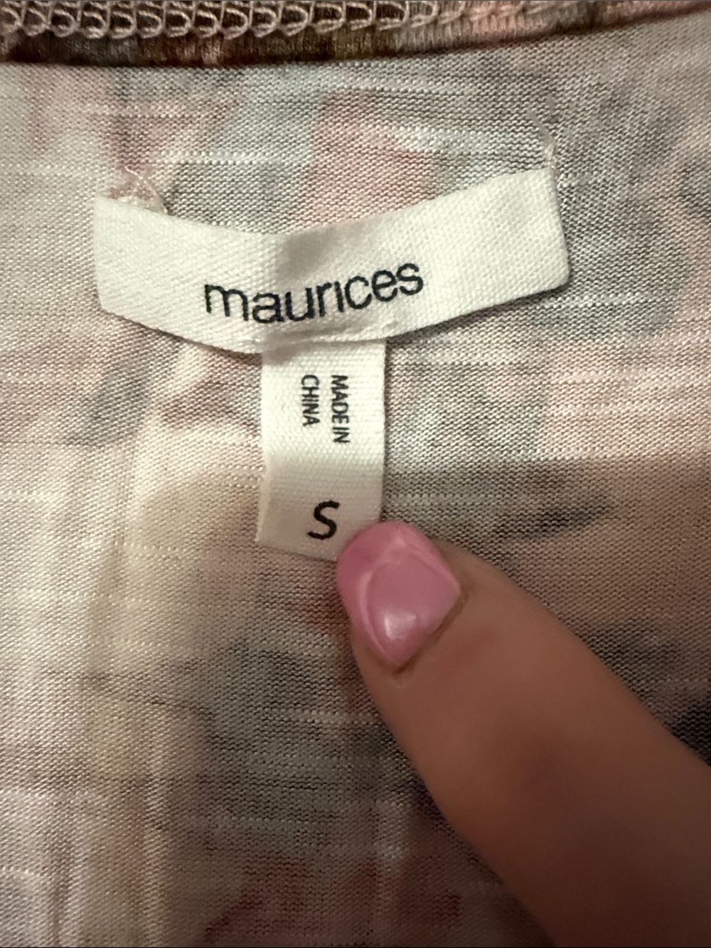 Maurices Blush Pink Floral V-Neck Short Sleeve Tee - Picture 2 of 4